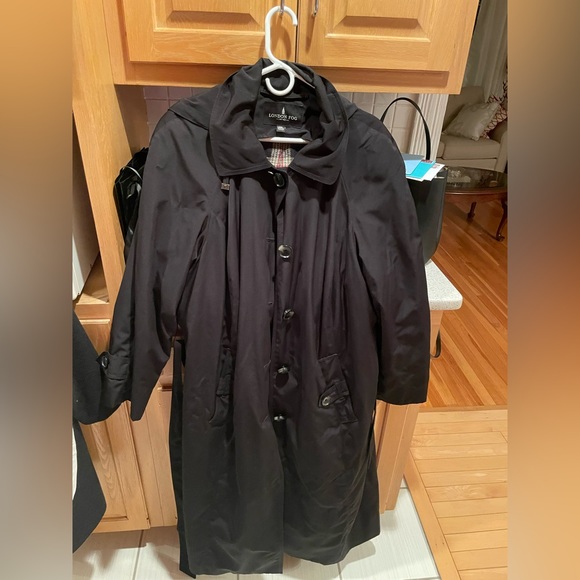 London Fog Removable Lining raincoat/trench